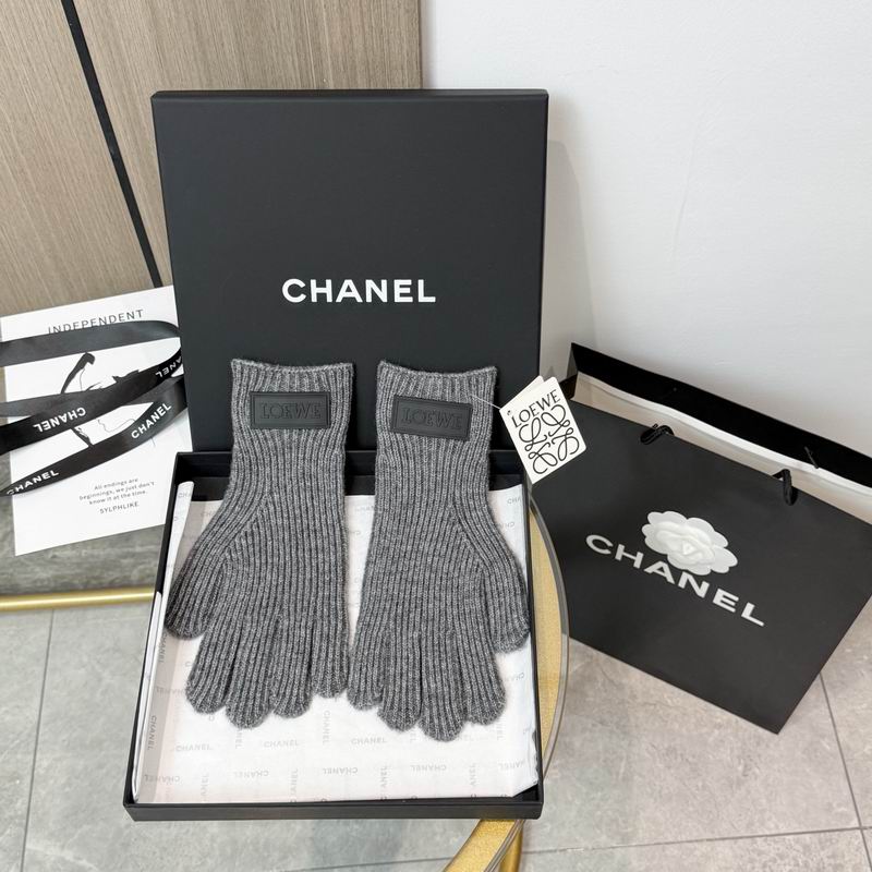 Loewe gloves 50 (34)