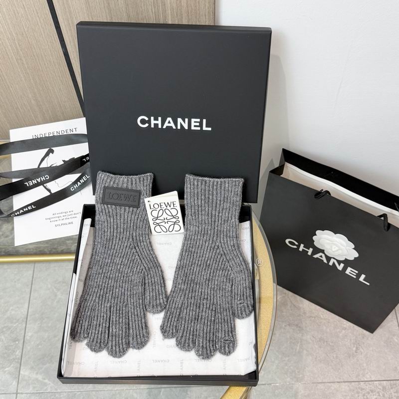 Loewe gloves 50 (35)