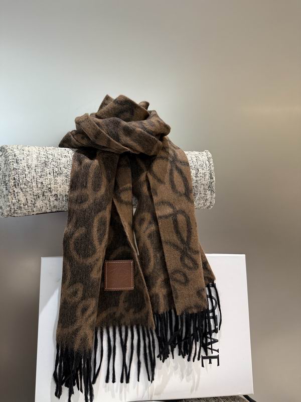 Loewe scarf 180X32cm E21 (12)