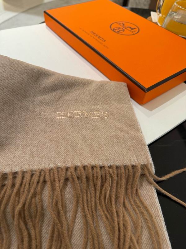 Loewe scarf 30X180cm E11 (2)