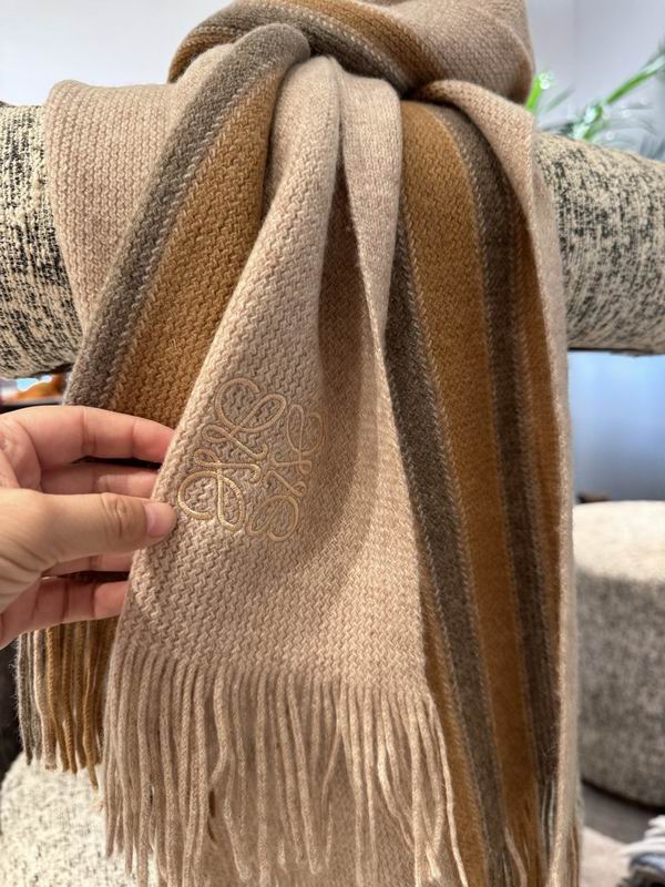 Loewe scarf 30X180cm E38 (2)