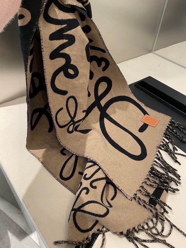 Loewe scarf 30X180cm E47 (2)