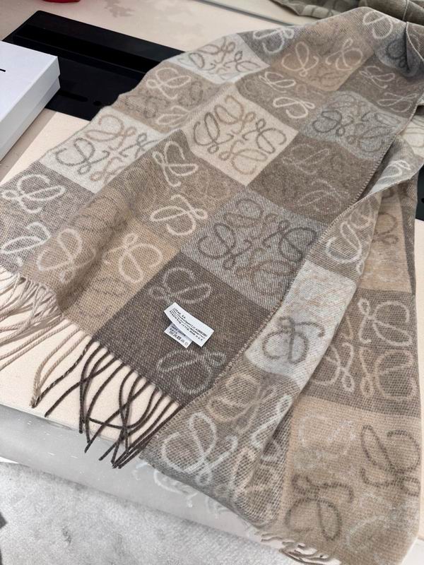 Loewe scarf 40X200cm E50 (3)