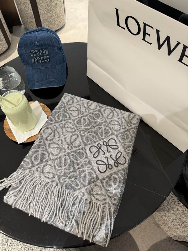 Loewe scarf E23 (14)