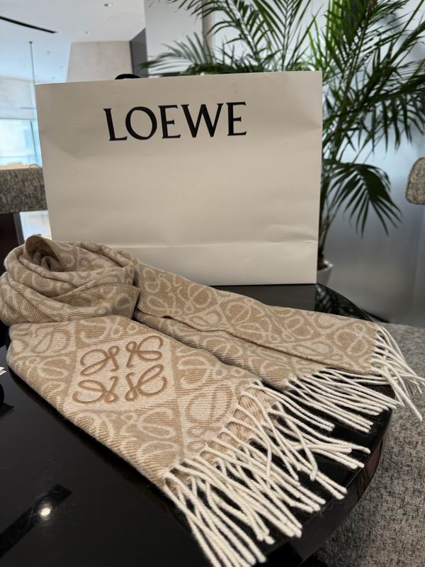 Loewe scarf E23 (17)