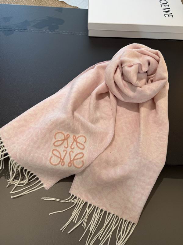 Loewe scarf E23 (33)