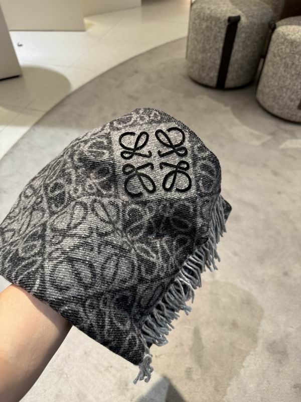 Loewe scarf E23 (6)