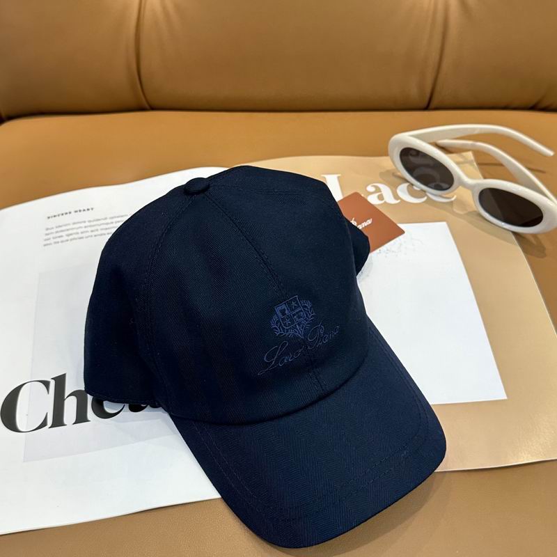 Loro Piana cap dx (363)