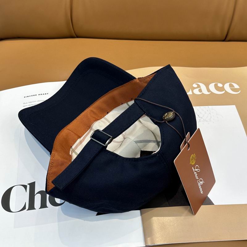 Loro Piana cap dx (365)