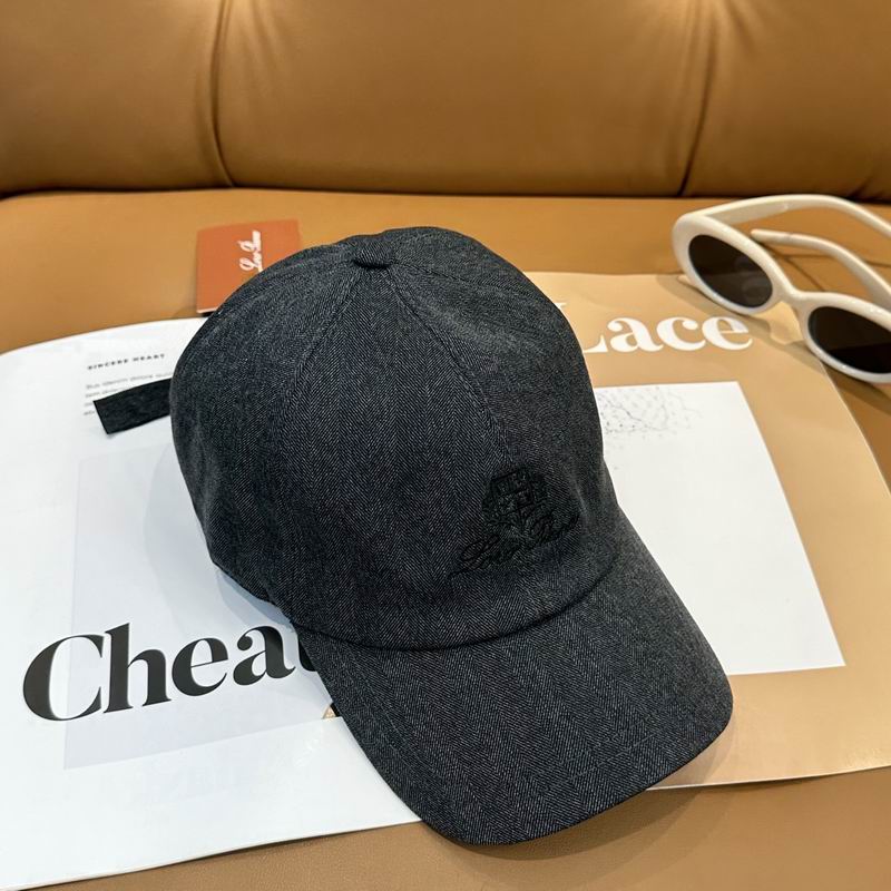 Loro Piana cap dx (372)