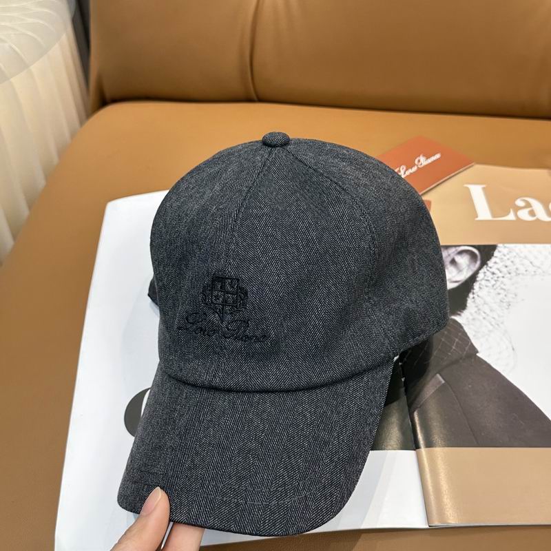 Loro Piana cap dx (375)