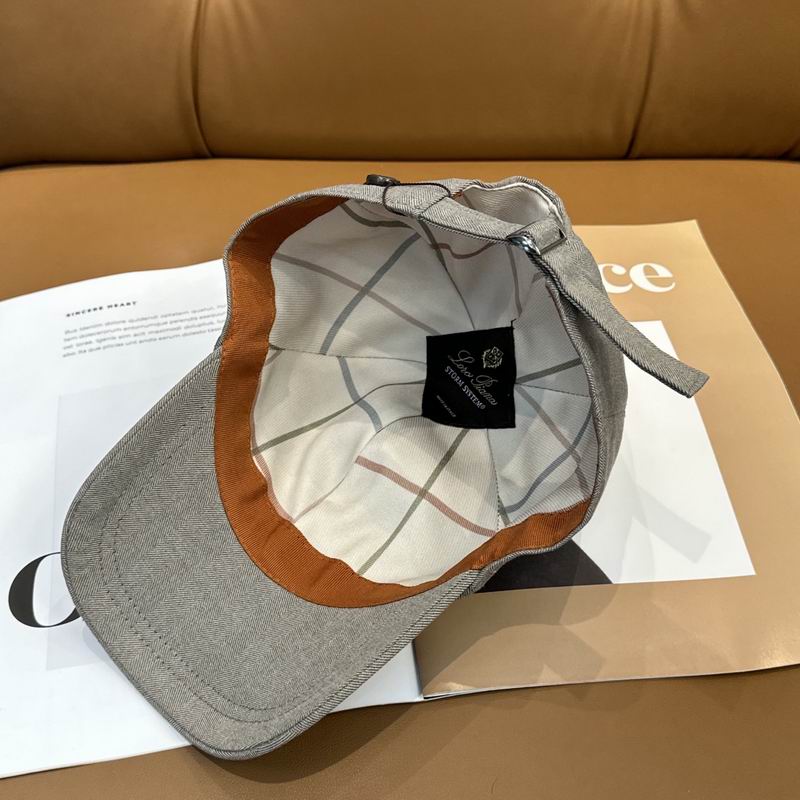 Loro Piana cap dx (382)