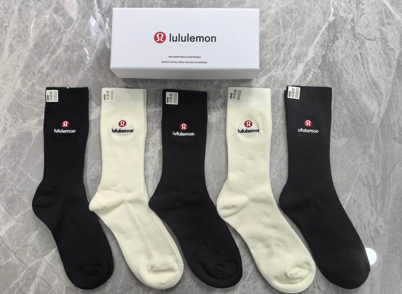 Luluemon Socks (140)