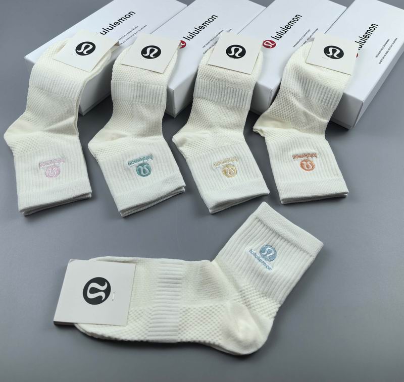 Luluemon Socks (145)