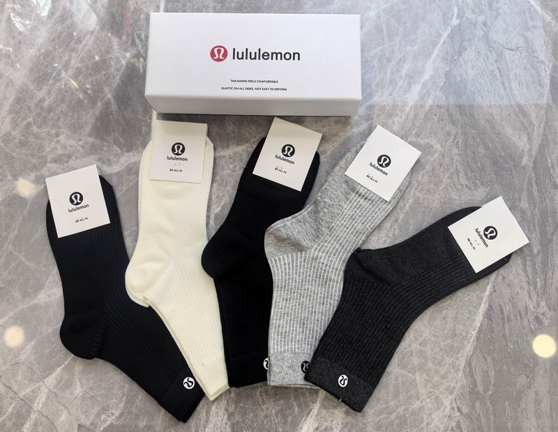 Luluemon Socks (151)