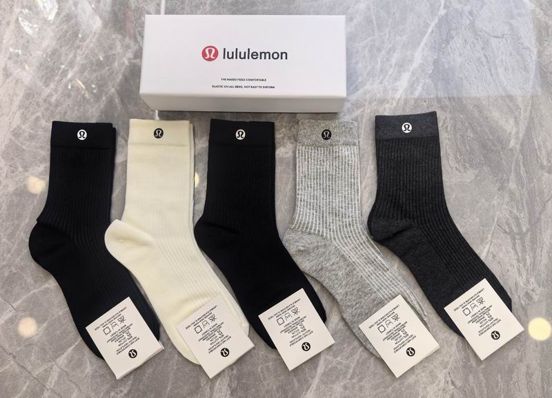 Luluemon Socks (152)