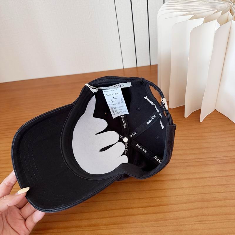 Matin Kim cap dx (414)