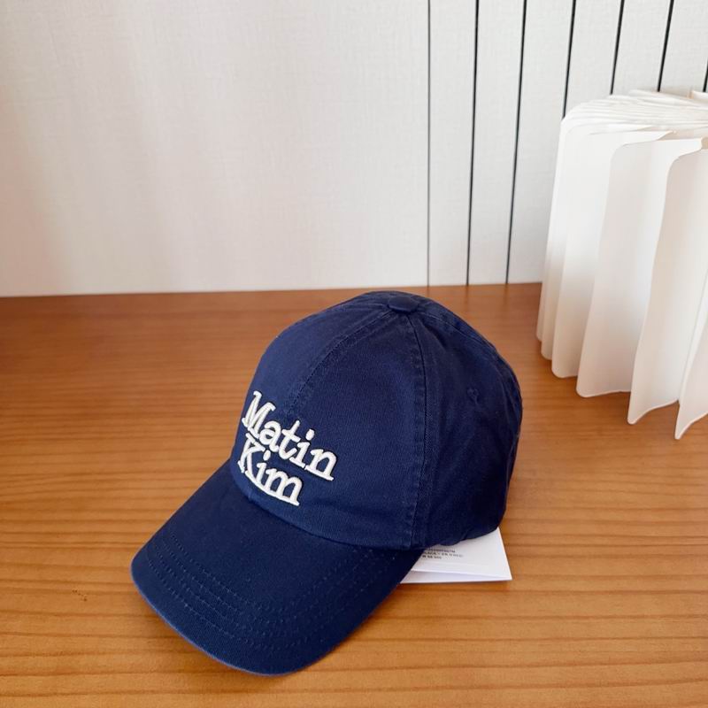 Matin Kim cap dx (429)