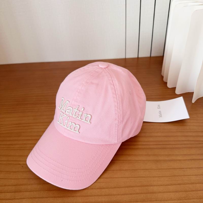 Matin Kim cap dx (438)