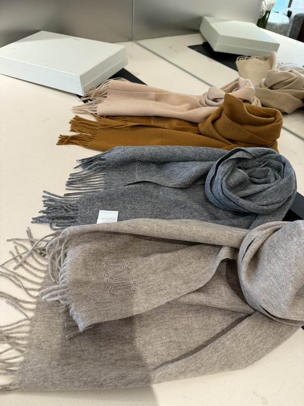 MaxMara scarf 35X190cm E53 (18)