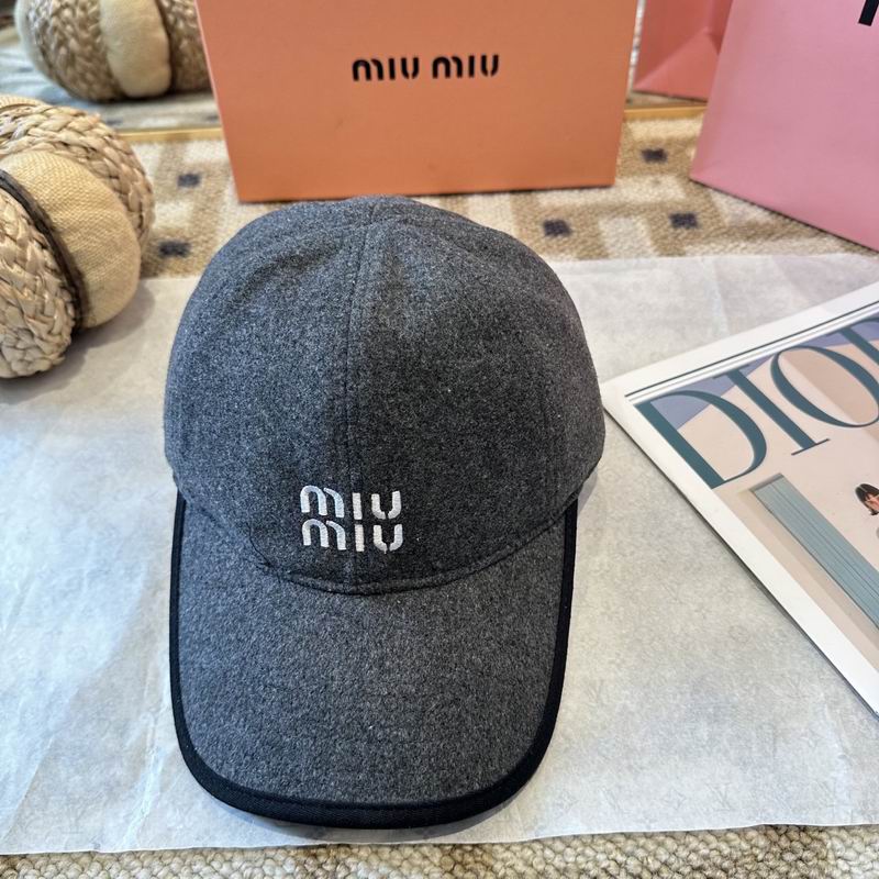 Miumiu Cap (630)