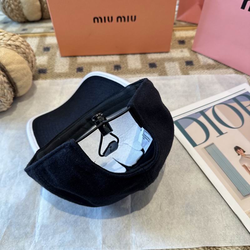 Miumiu Cap (640)