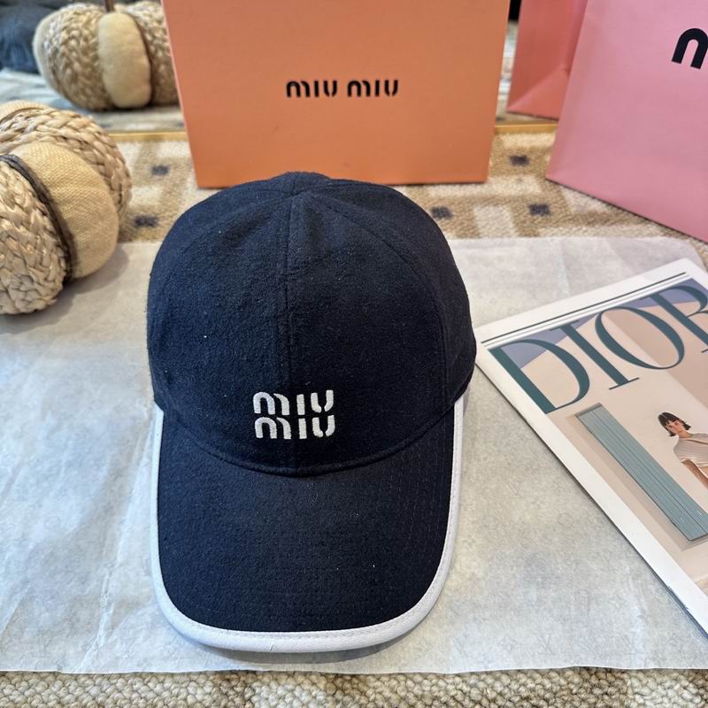Miumiu Cap (648)