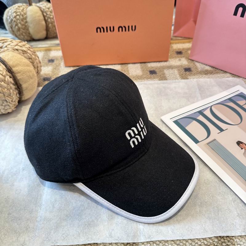 Miumiu Cap (656)