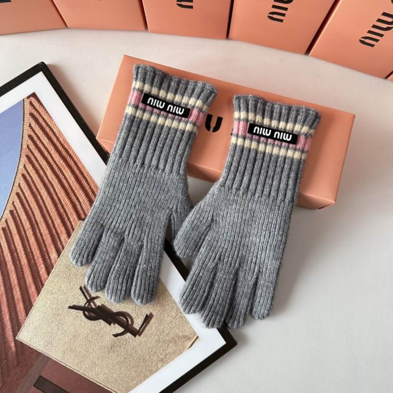Miumiu Gloves 155 (17)