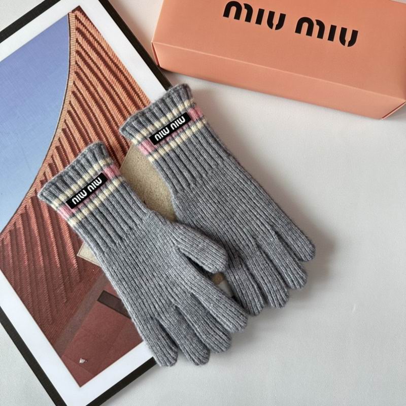 Miumiu Gloves 155 (18)