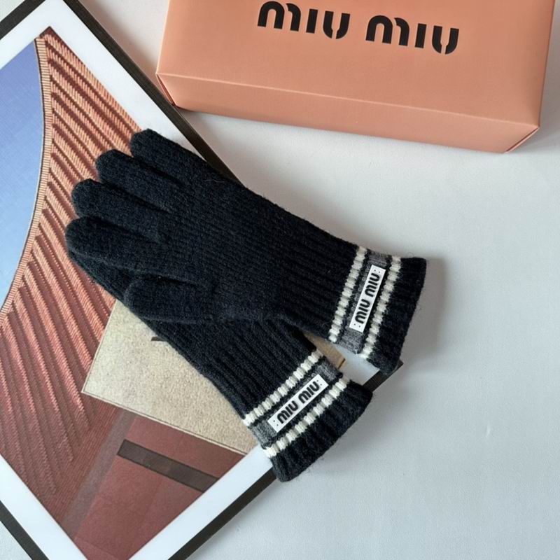 Miumiu Gloves 155 (23)