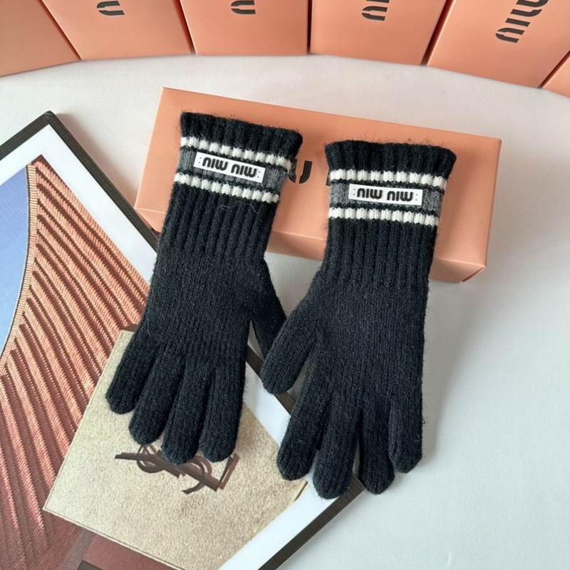 Miumiu Gloves 155 (26)