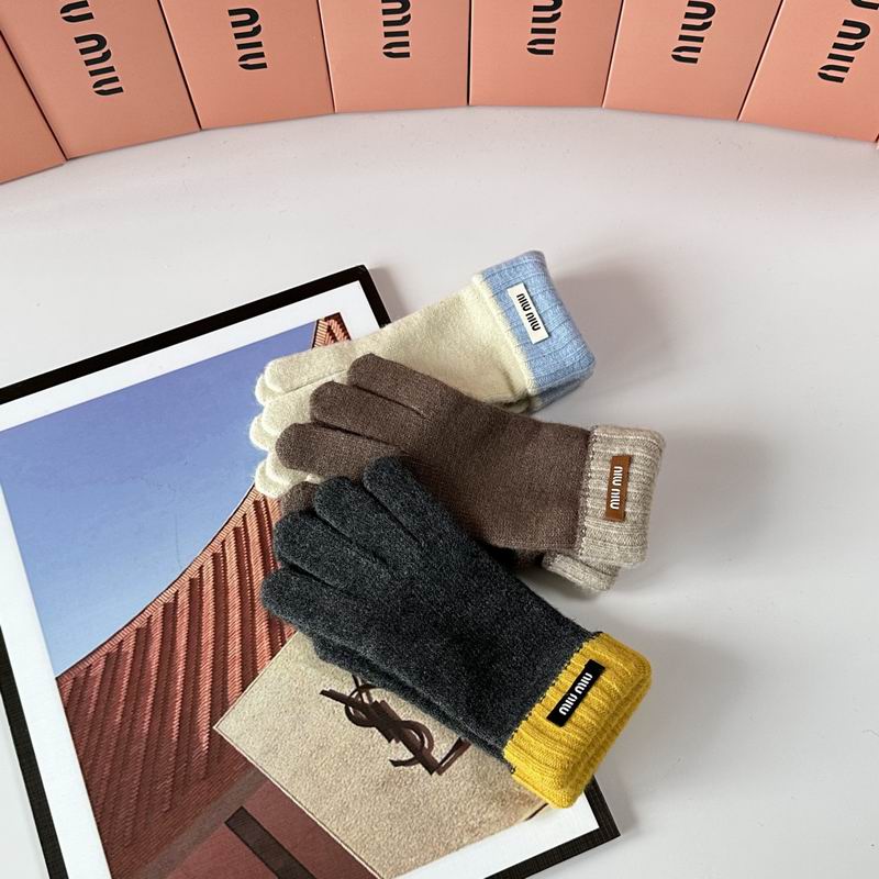 Miumiu Gloves 37 (11)