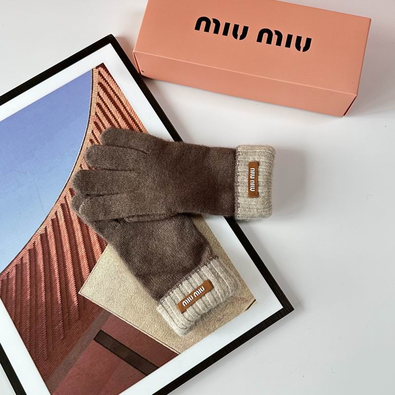 Miumiu Gloves 37 (17)