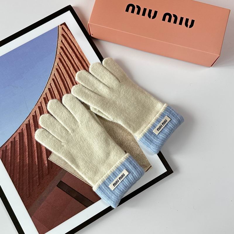 Miumiu Gloves 37 (27)