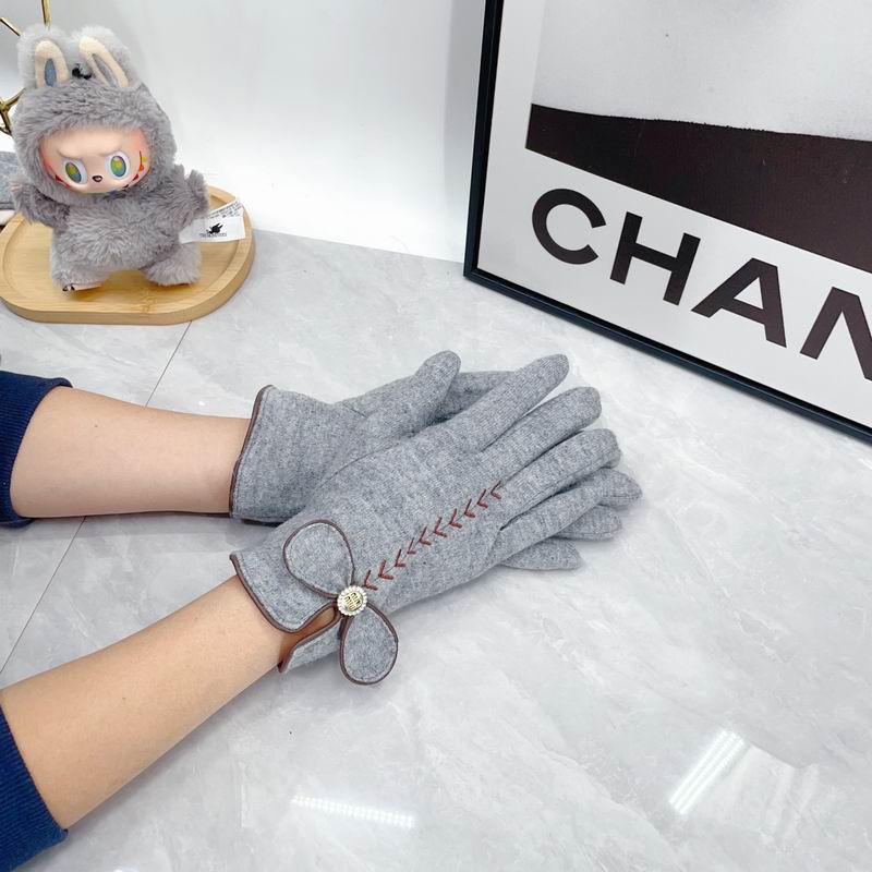 Miumiu Gloves dx (246)