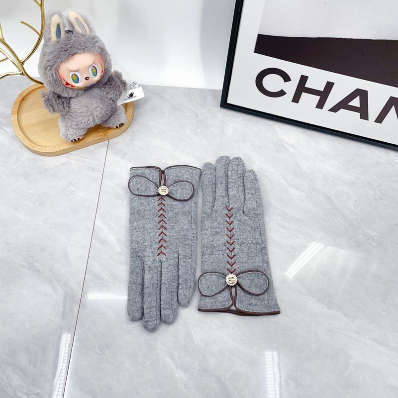 Miumiu Gloves dx (250)