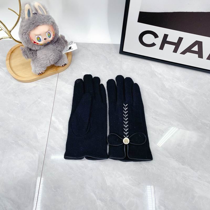 Miumiu Gloves dx (258)