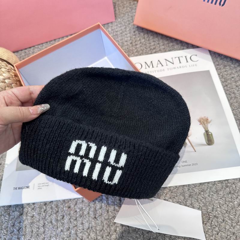 Miumiu Hat (3842)
