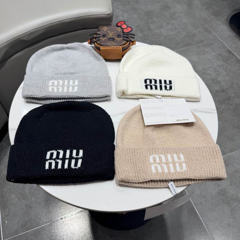 Miumiu Hat (990)