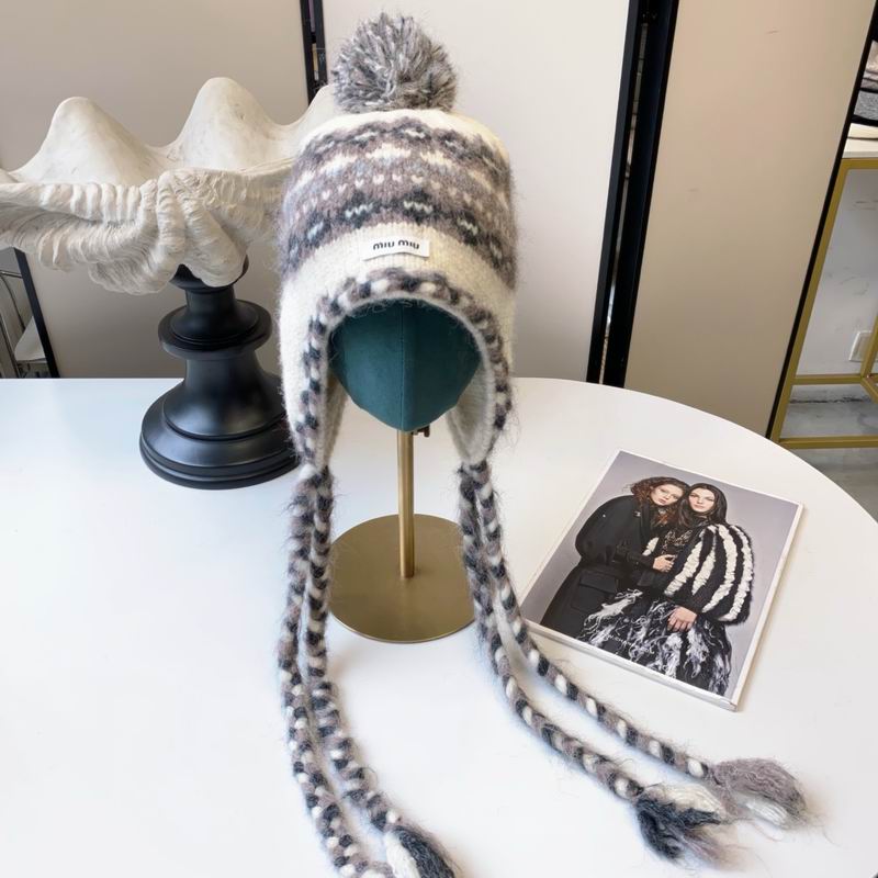 Miumiu Hat dx (2022)