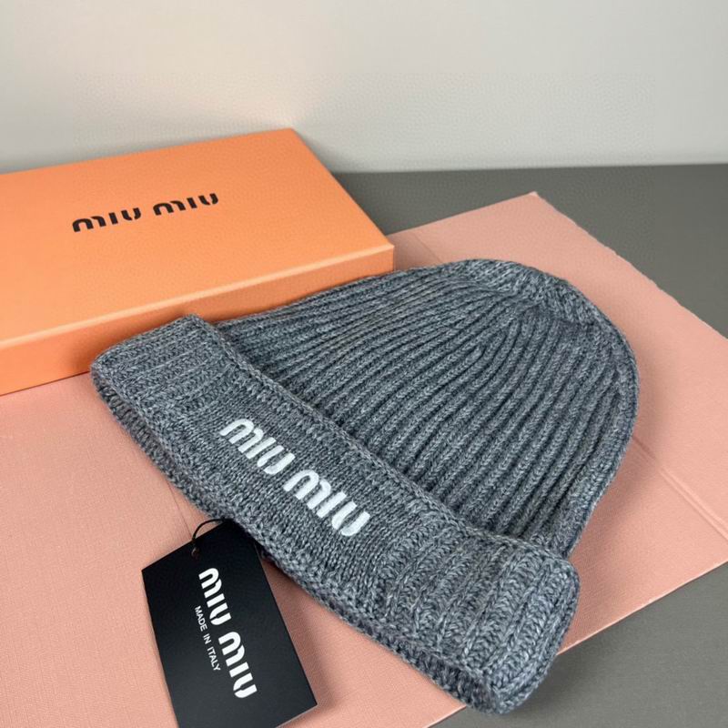 Miumiu Hat dx (252)