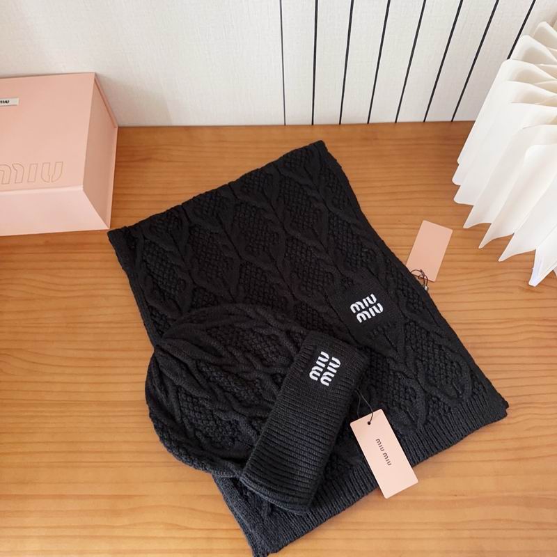 Miumiu Scarf Hat (208)