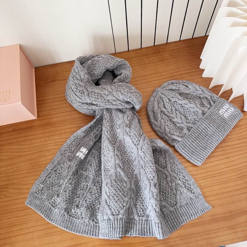 Miumiu Scarf Hat (210)