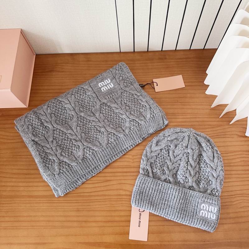 Miumiu Scarf Hat (218)