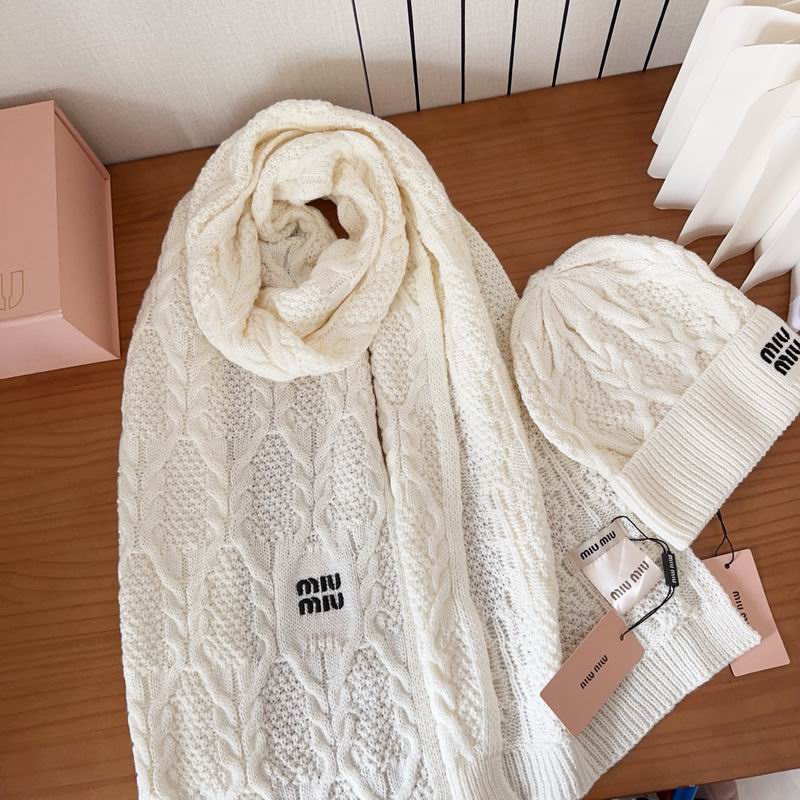 Miumiu Scarf Hat (231)