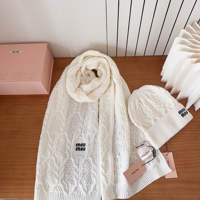 Miumiu Scarf Hat (232)