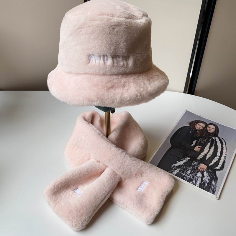 Miumiu Scarf Hat dx (209)