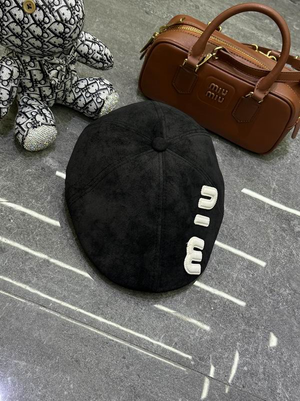 Miumiu beret dx (143)