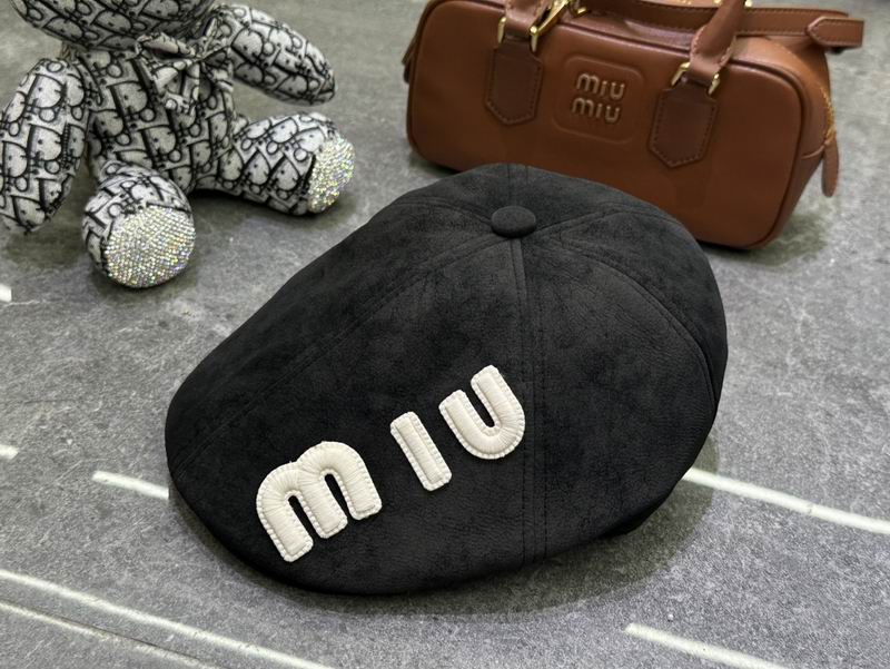 Miumiu beret dx (144)